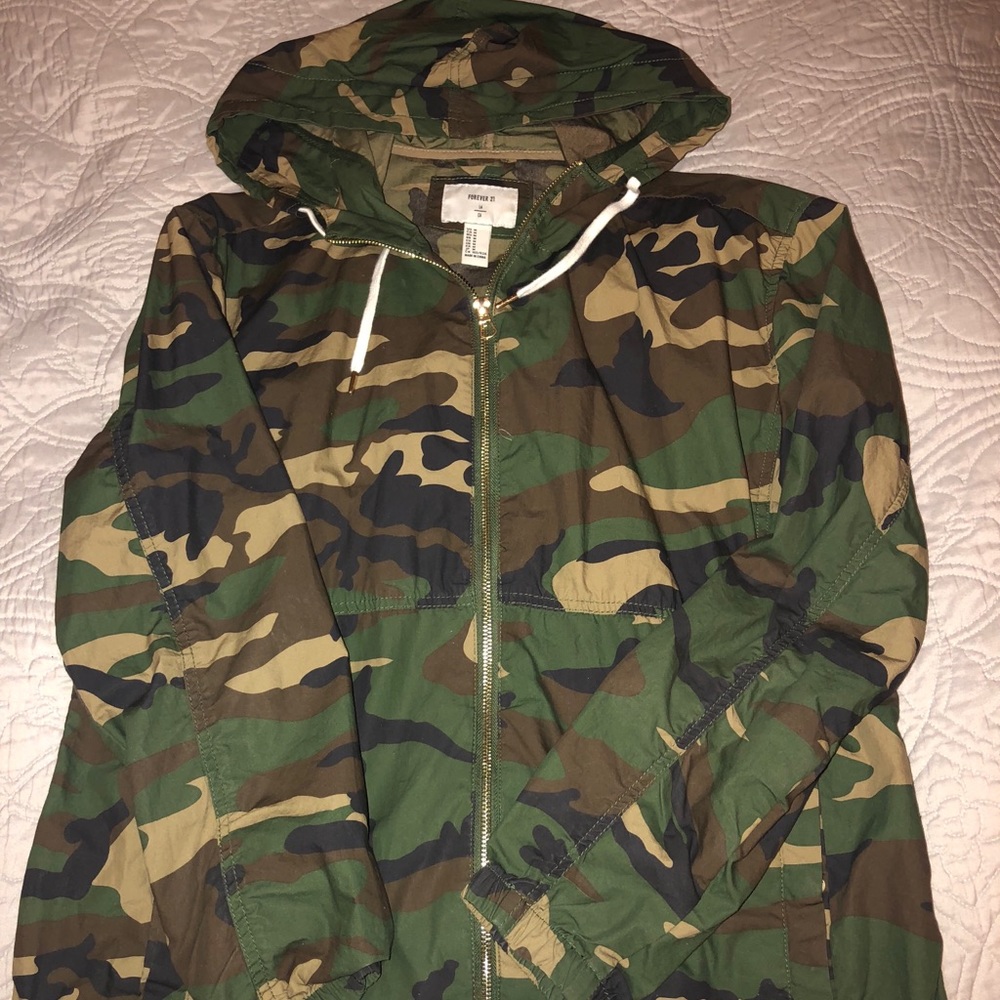 Camo windbreaker